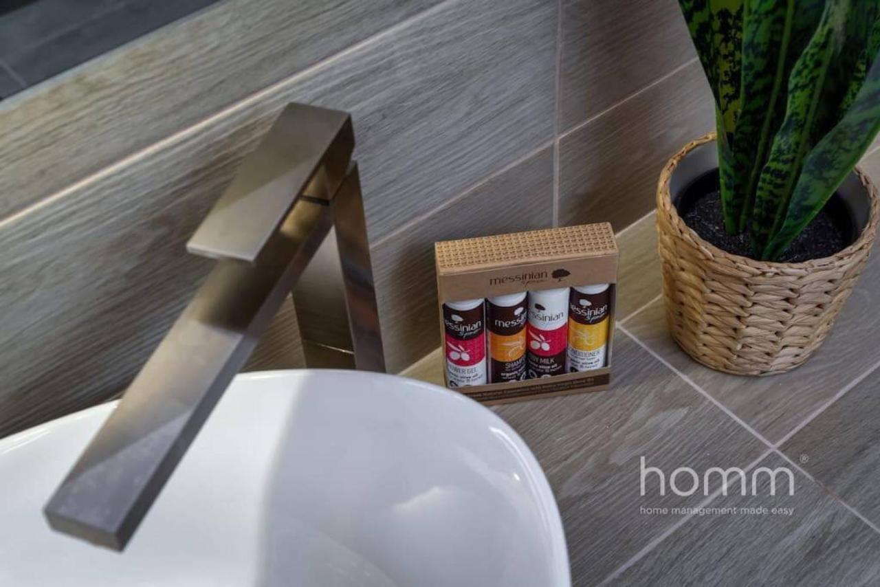 34Sqm Minimal Homm Apartment With Acropolis View เอเธนส์ ภายนอก รูปภาพ