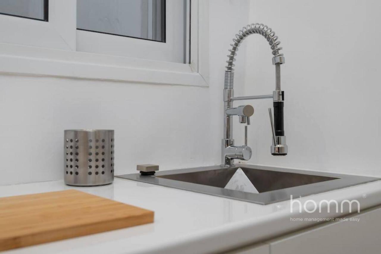 34Sqm Minimal Homm Apartment With Acropolis View เอเธนส์ ภายนอก รูปภาพ