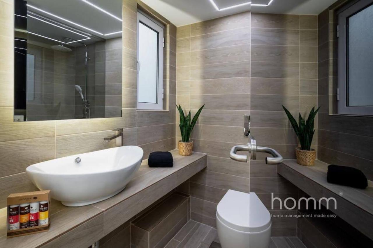34Sqm Minimal Homm Apartment With Acropolis View เอเธนส์ ภายนอก รูปภาพ